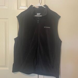Columbia Men’s Black Vest